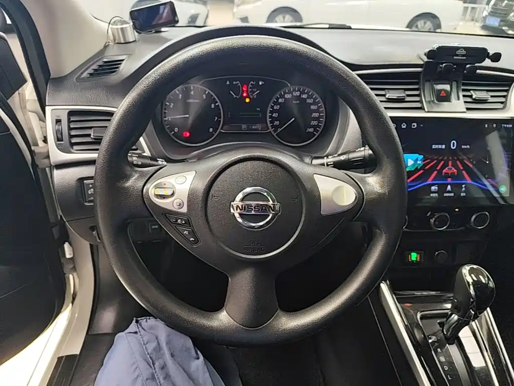 Nissan Sylphy 2017 — фото 11