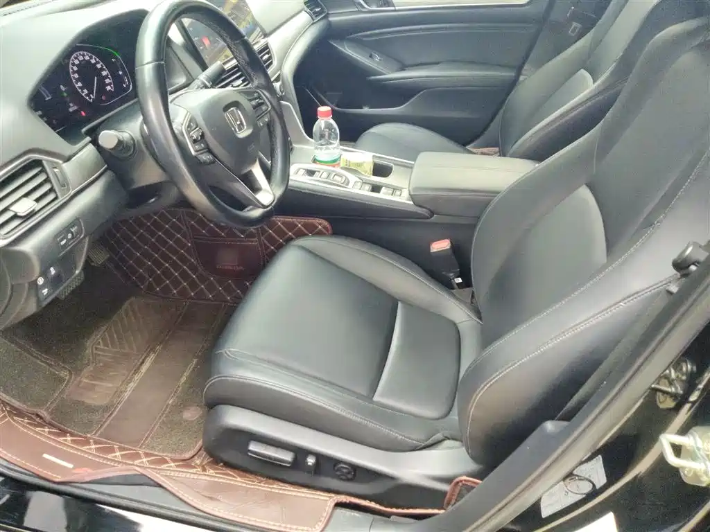 Honda Accord 2023 — фото 15