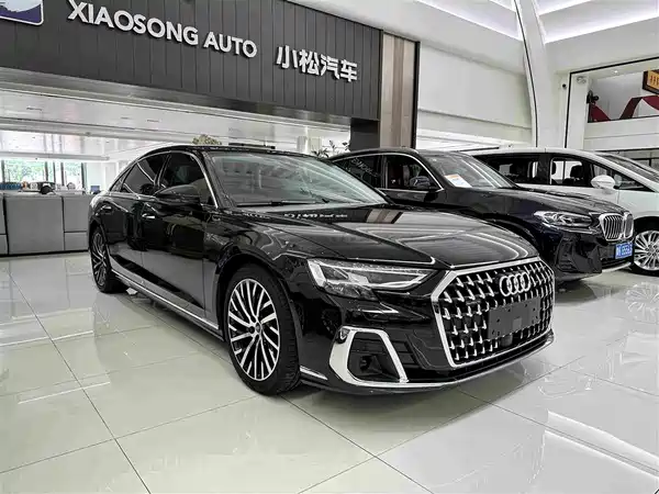 Audi A8 2025