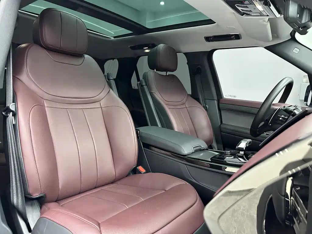 Land Rover Range Rover Sport 2024 — фото 16