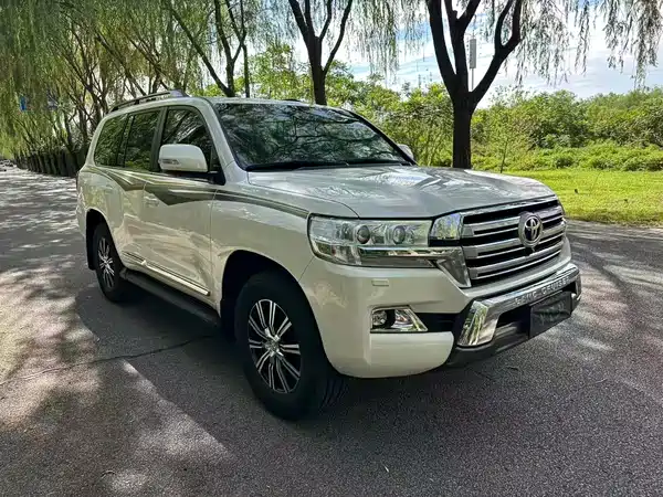 Toyota Land Cruiser 2016