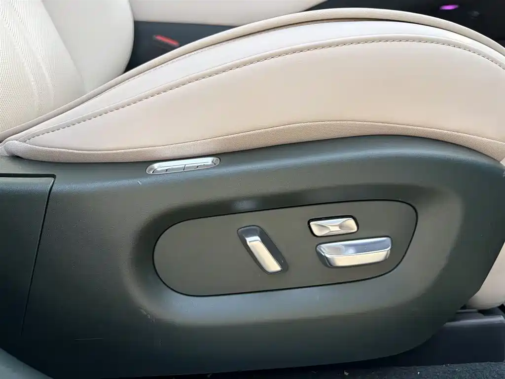 Xiaomi YU7 2025 — фото 16