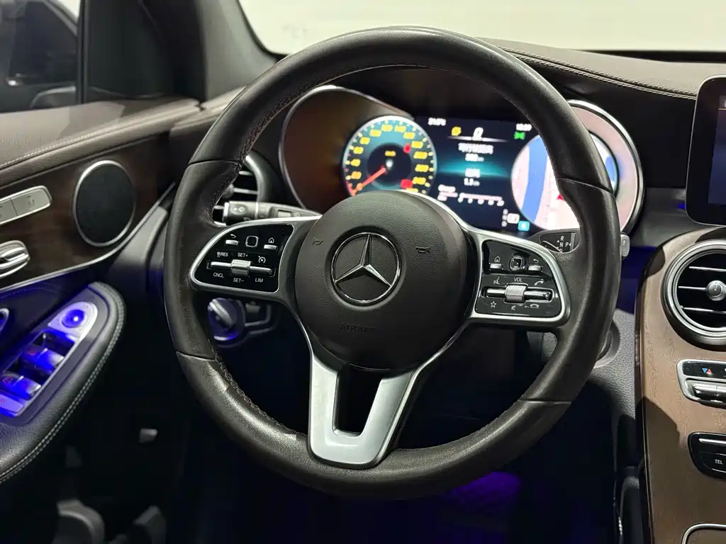 Mercedes-Benz GLC 2020 — фото 12