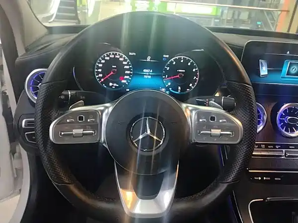 Mercedes-Benz C-Class 2020