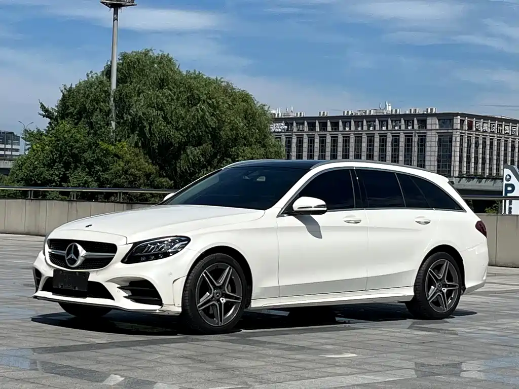 Mercedes-Benz C-Class 2021