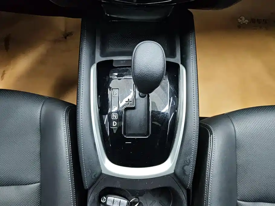 Nissan X-Trail 2017 — фото 16