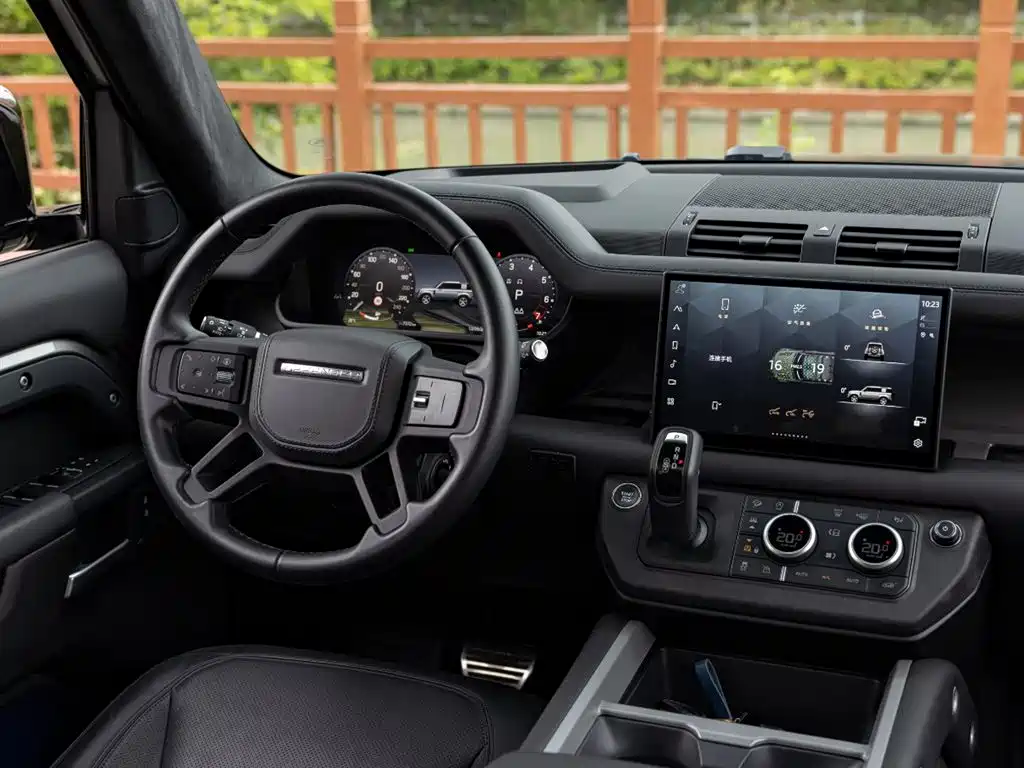Land Rover Defender 2024 — фото 11