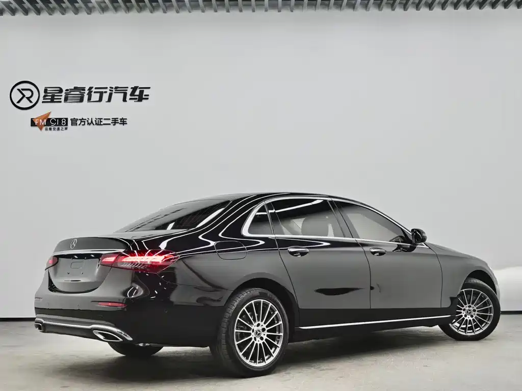 Mercedes-Benz E-Class 2023 — фото 7