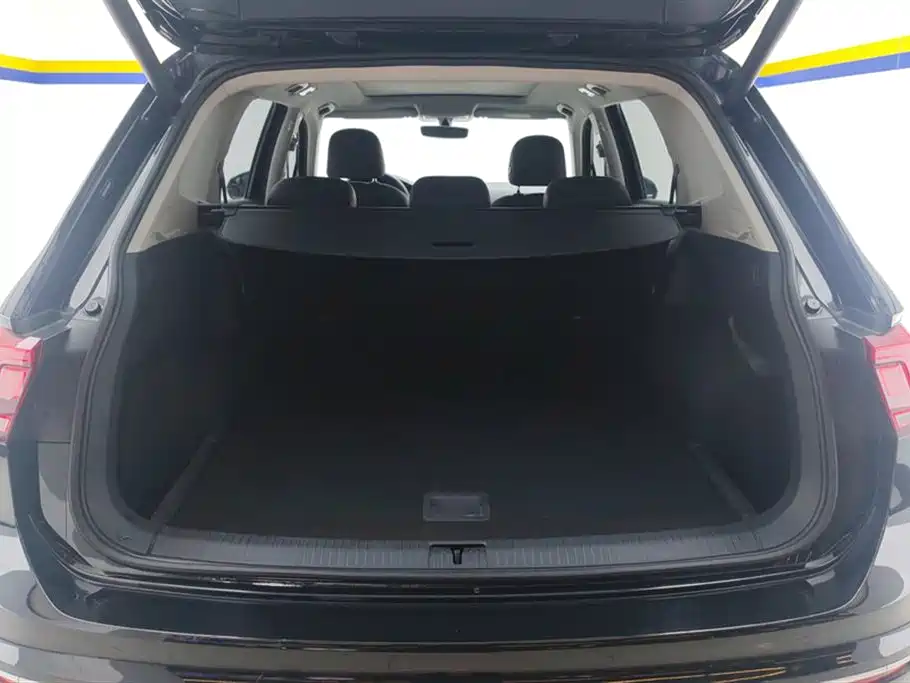 Volkswagen Tiguan L 2019 — фото 4