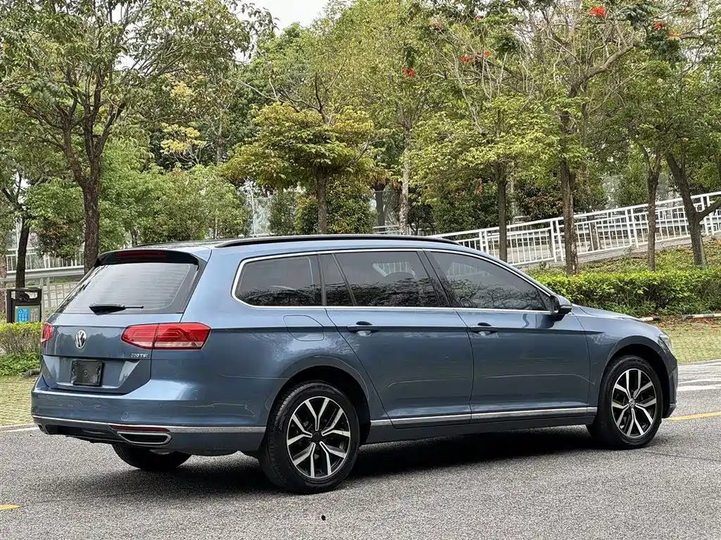 Volkswagen Viloran 2017 — фото 4