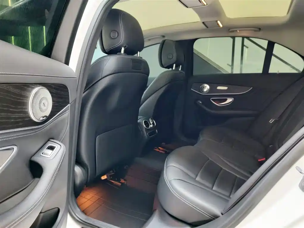 Mercedes-Benz C-Class 2018