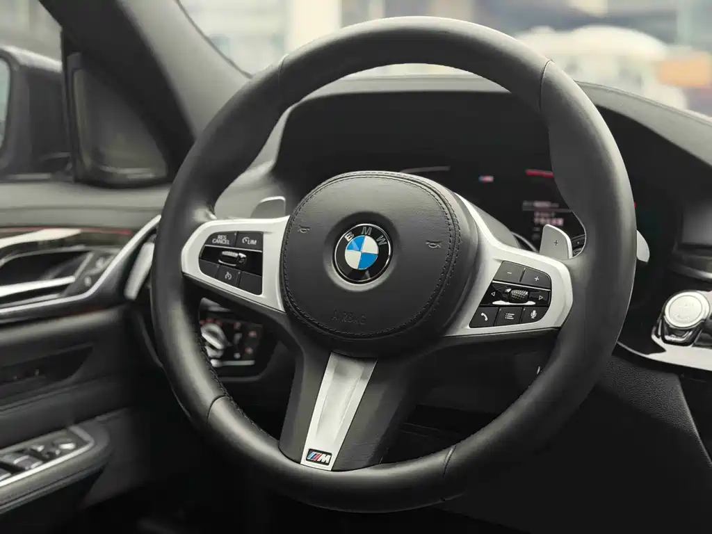 BMW 6 Series GT 2020 — фото 11