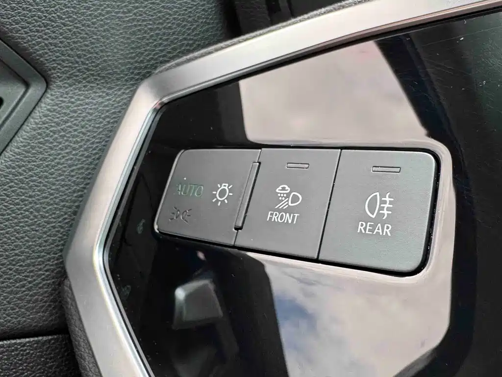 Audi Q3 2023 — фото 27