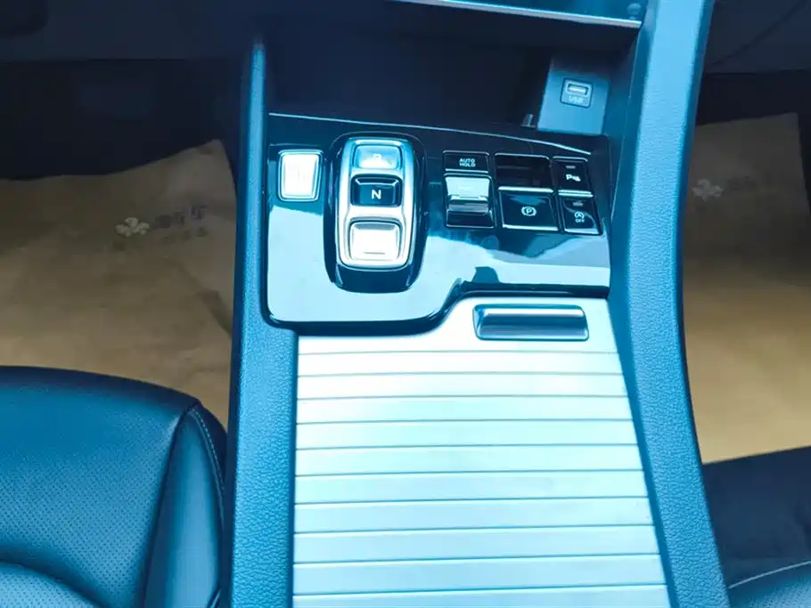 Hyundai Sonata 2021 — фото 16