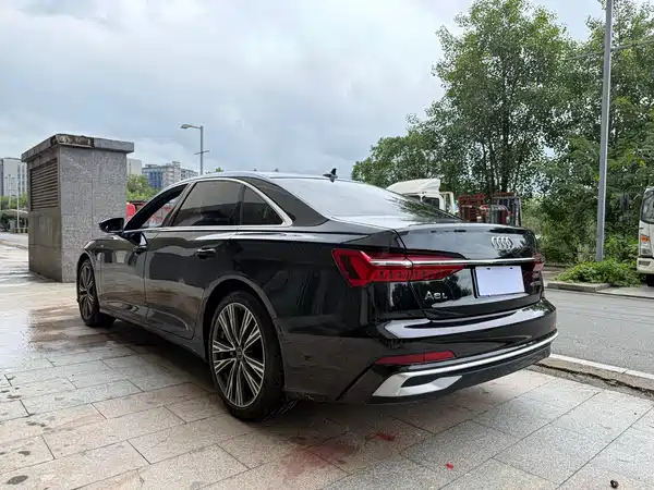 Audi A6L 2025