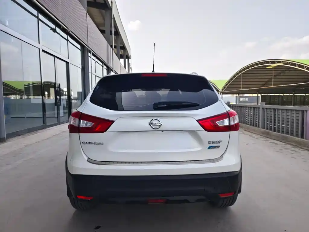 Nissan Qashqai 2017 — фото 5