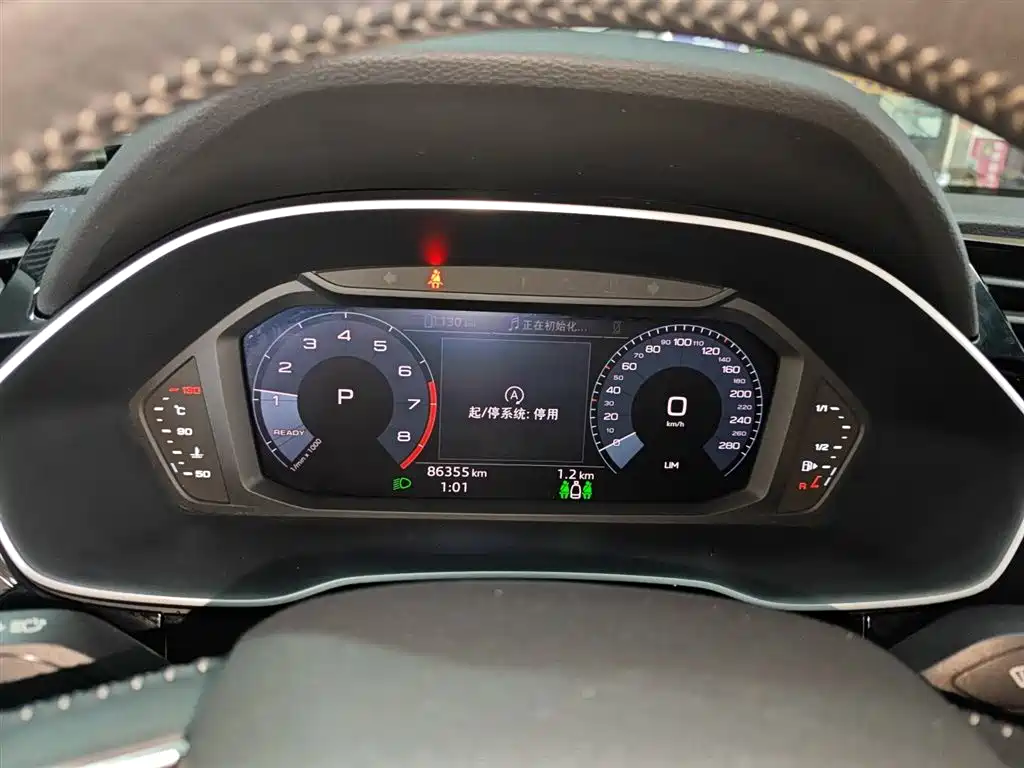 Audi Q3 2020 — фото 12
