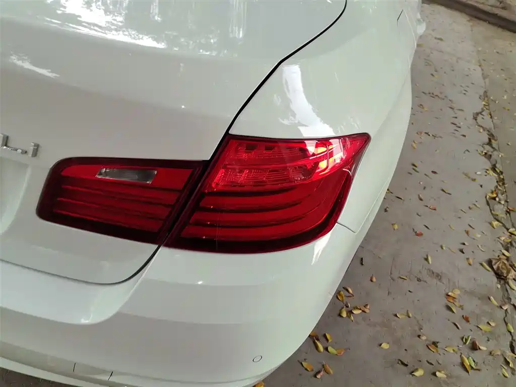 BMW 5 Series 2016 — фото 20