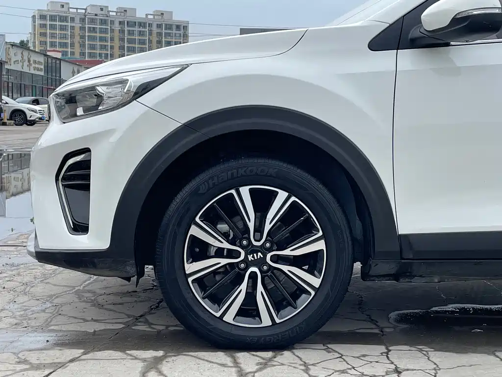 Kia KX1 2020 — фото 9