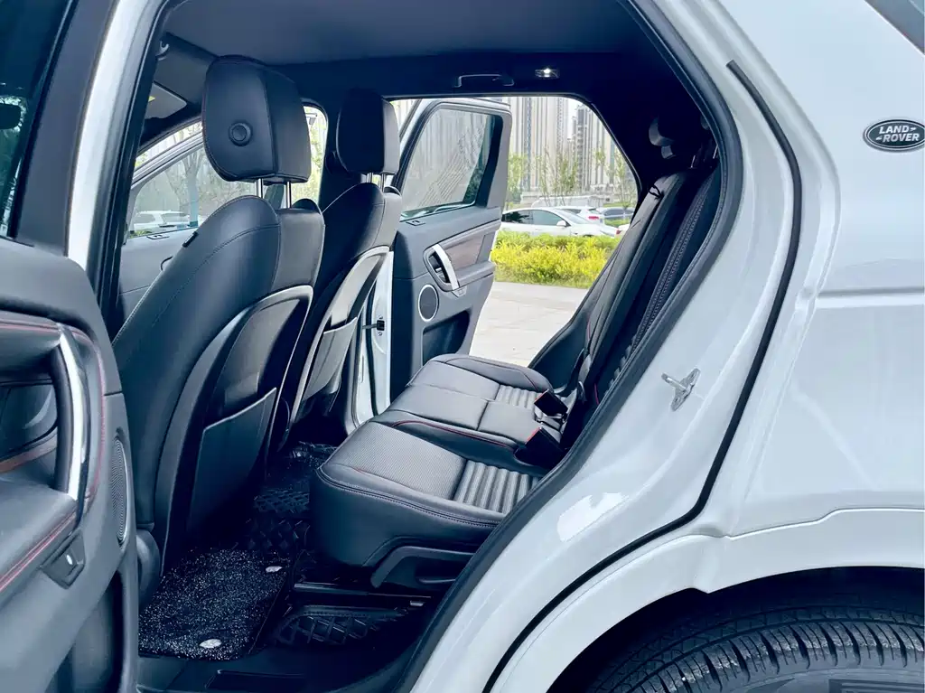 Land Rover Discovery Sport 2020 — фото 12