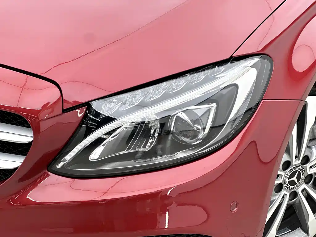 Mercedes-Benz C-Class 2018 — фото 16