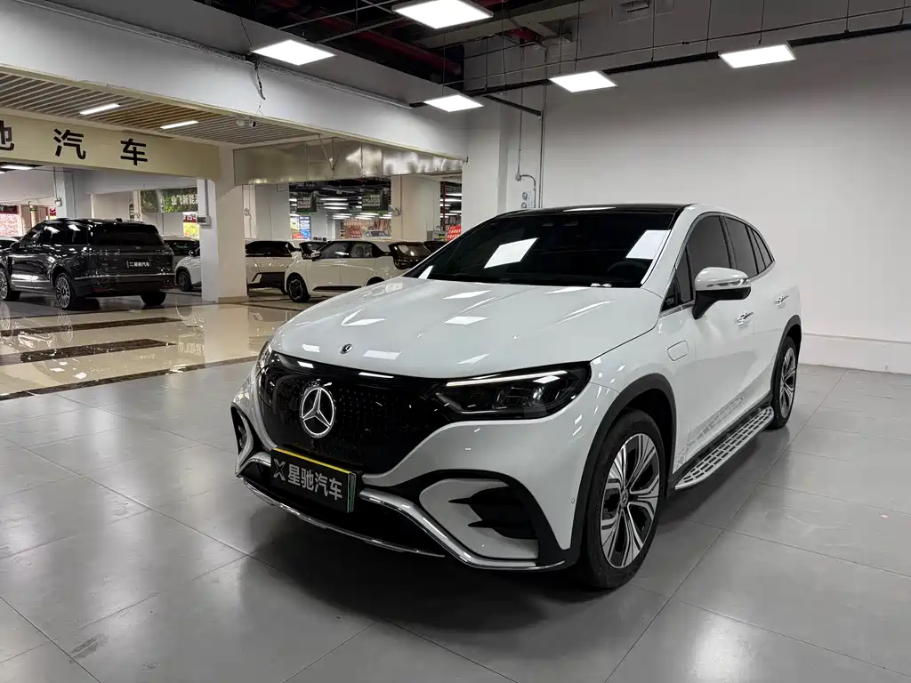 Mercedes-Benz EQE SUV 2023