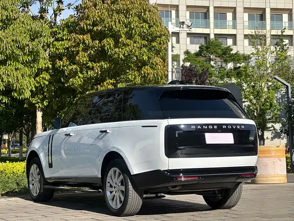 Land Rover Range Rover 2024