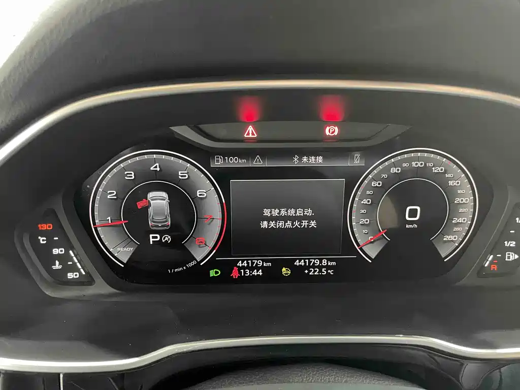 Audi Q3 2023 — фото 19