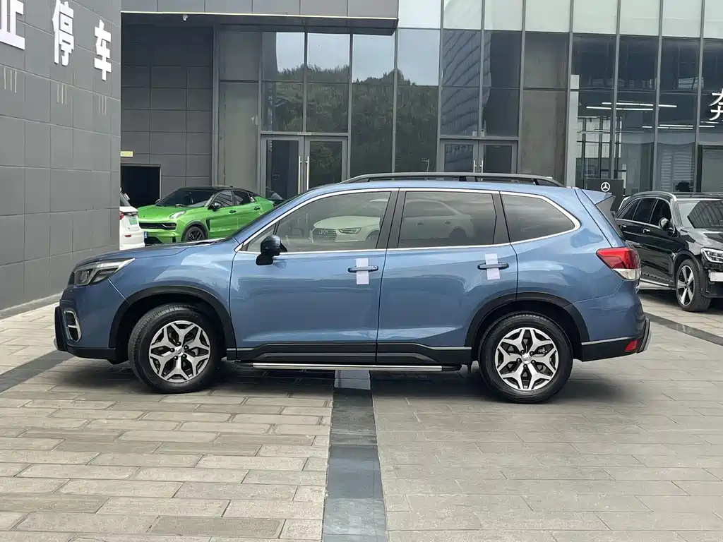 Subaru Forester 2019 — фото 8