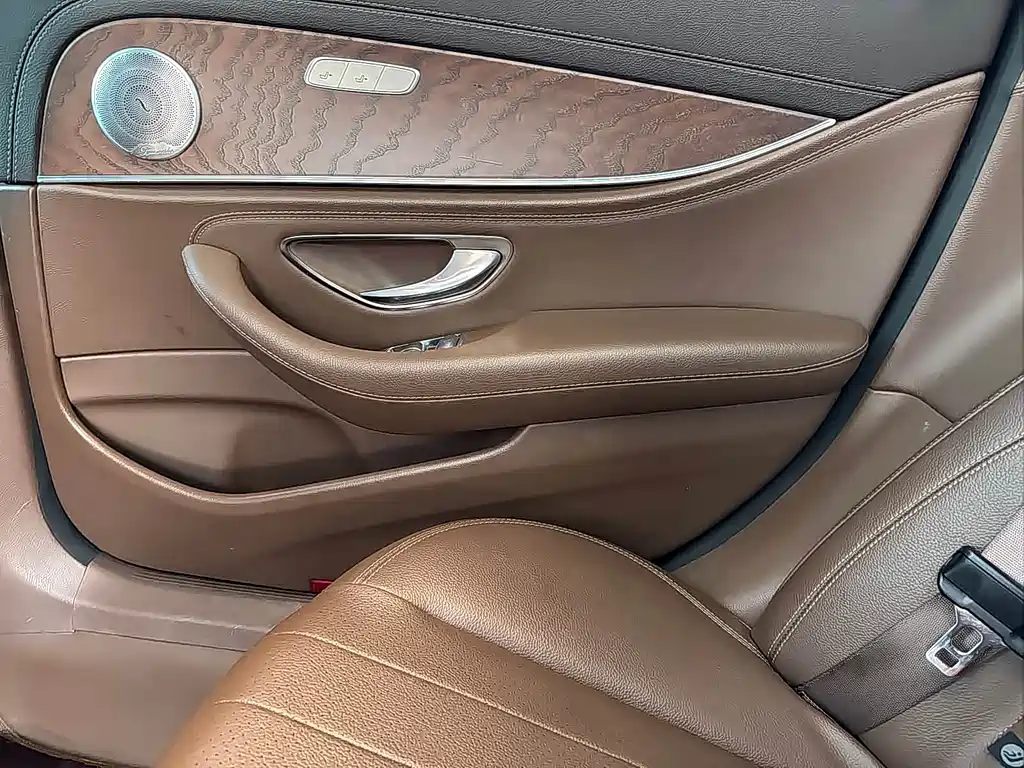 Mercedes-Benz E-Class New Energy 2022 — фото 11