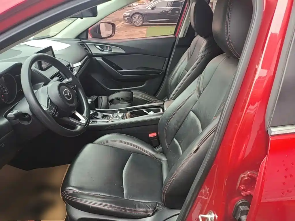 Mazda 3 Angkesela 2017 — фото 15