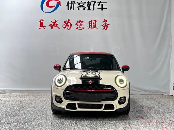 MINI MINI 2019