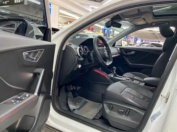 Audi Q2L 2022