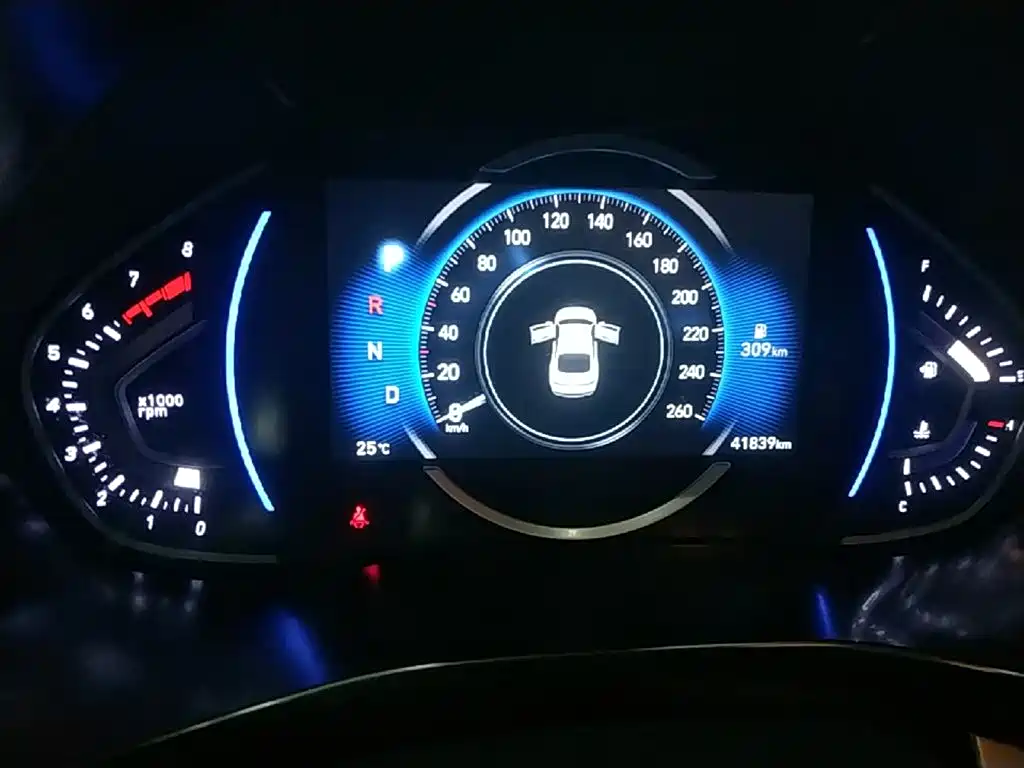 Hyundai Fista 2020 — фото 12