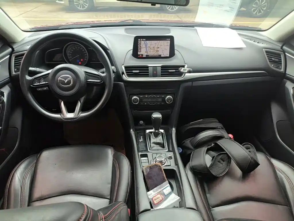 Mazda 3 Angkesela 2017 — фото 10
