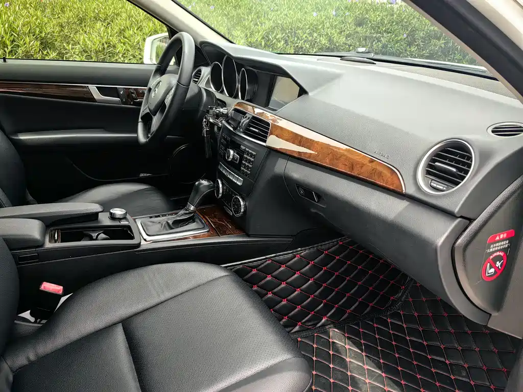 Mercedes-Benz C-Class 2013 — фото 12