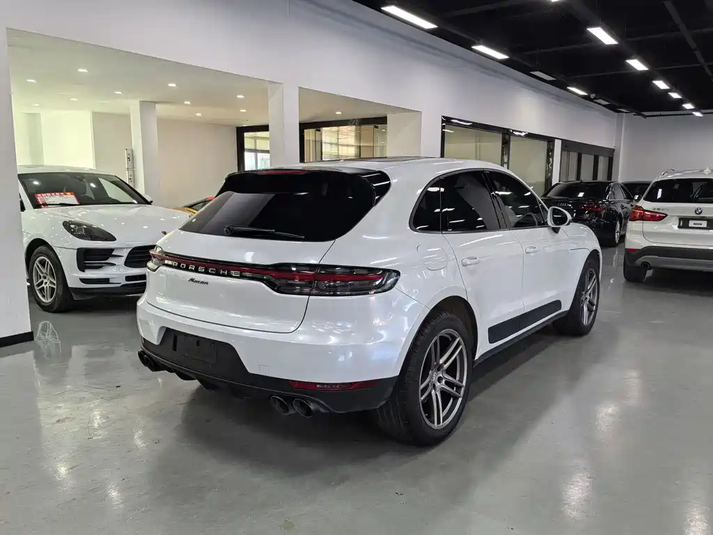 Porsche Macan 2019 — фото 5