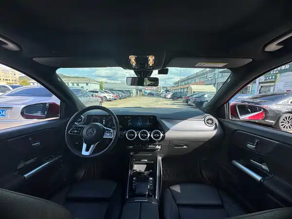 Mercedes-Benz GLA 2020