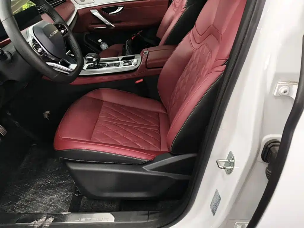 Jetour Jietu X70 PLUS 2023 — фото 15