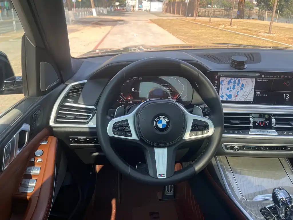 BMW X7 2022 — фото 12