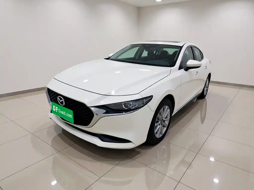 Mazda 3 Axela 2023