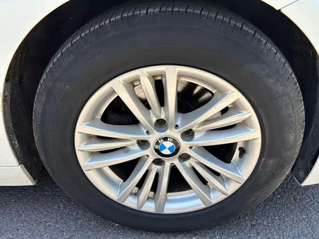 BMW 3 Series 2014 — фото 10