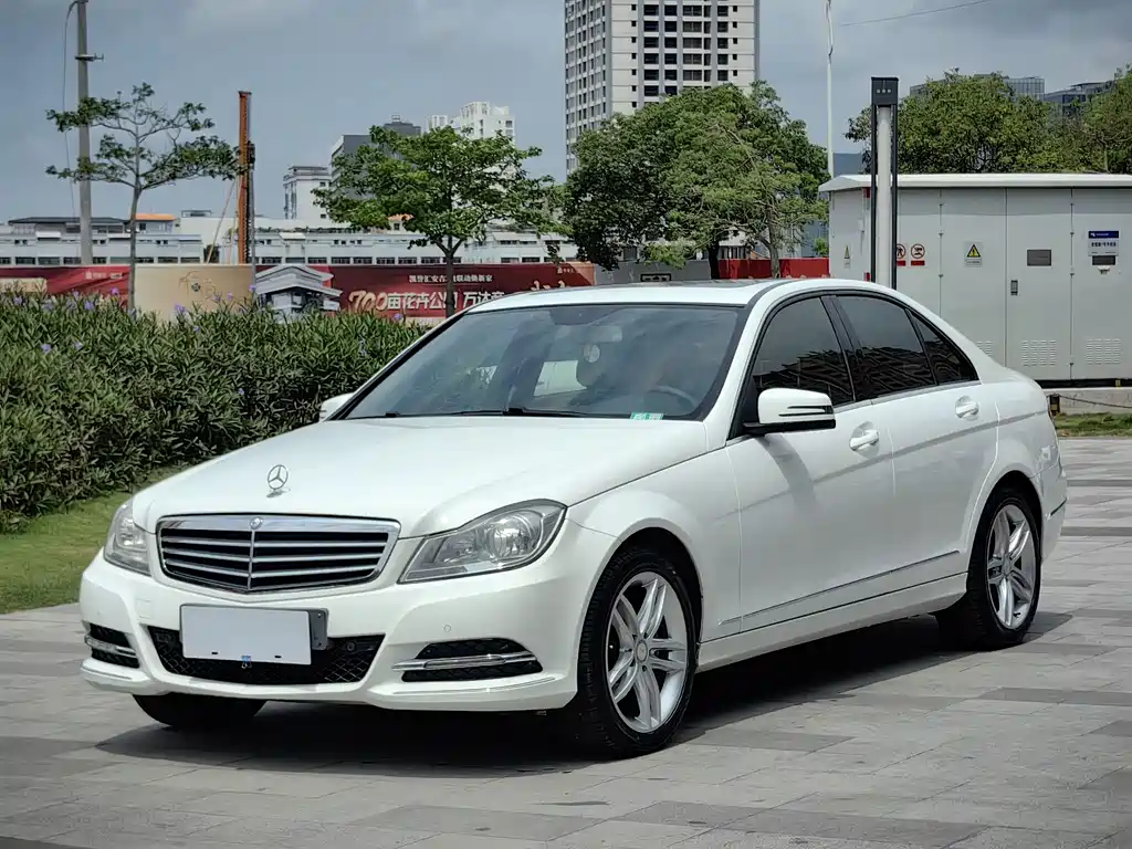 Mercedes-Benz C-Class 2013 — фото 1