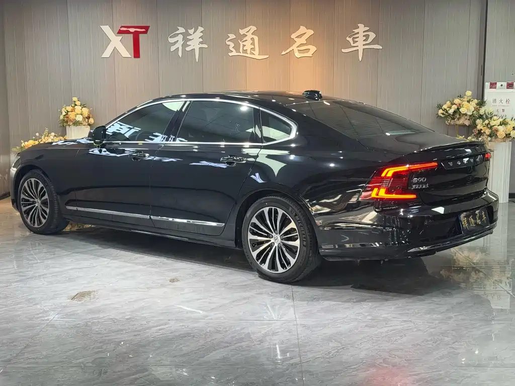 Volvo S90 2023 — фото 20