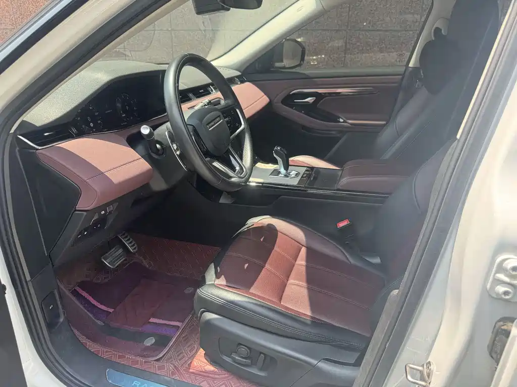 Land Rover Evoque PHEV 2023 — фото 13