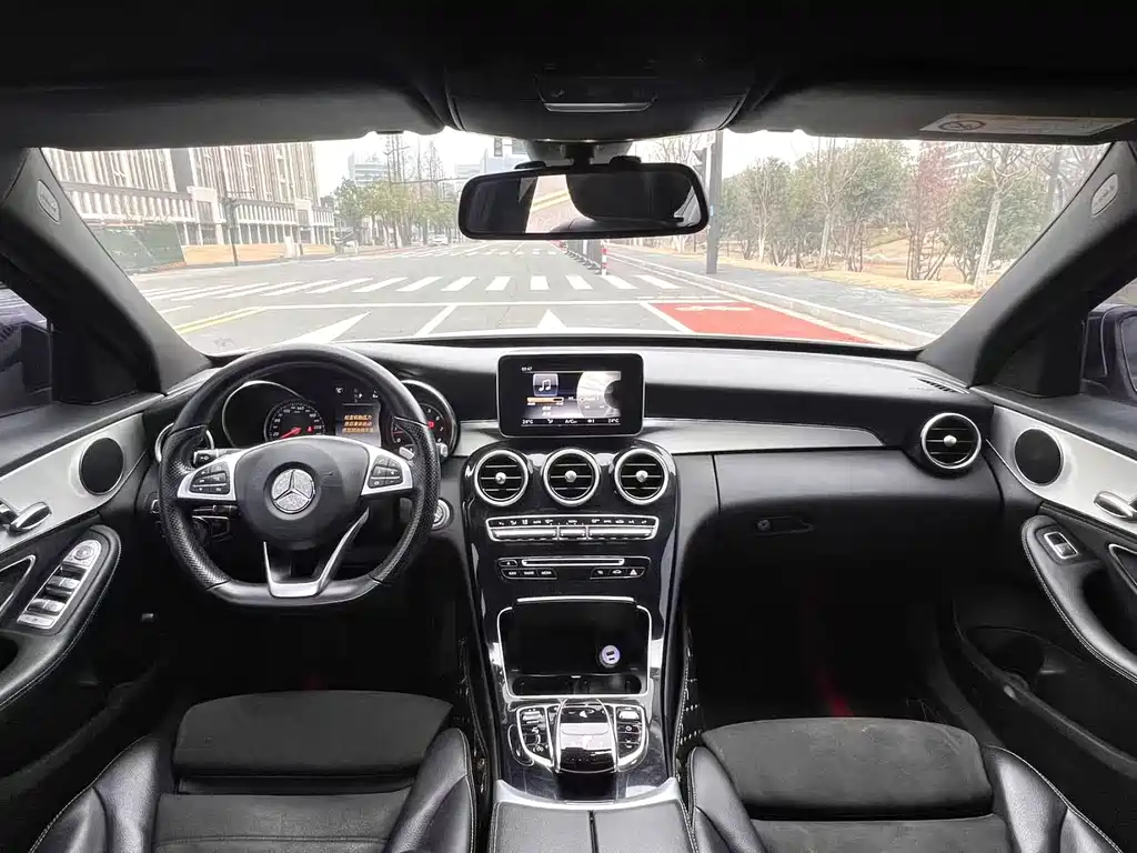 Mercedes-Benz C-Class 2018
