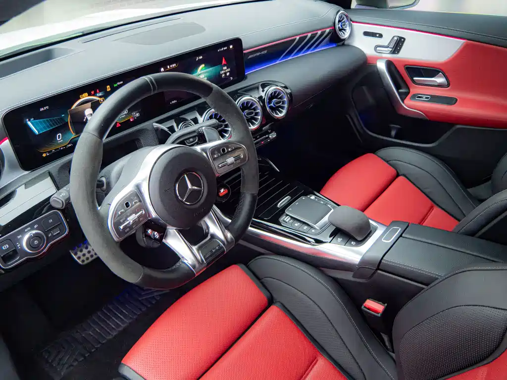 Mercedes-Benz Mercedes CLA AMG 2021 — фото 22