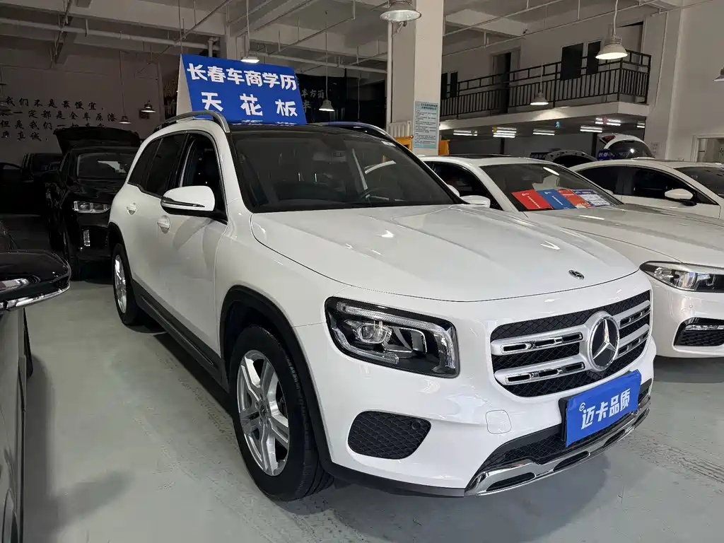 Mercedes-Benz GLB 2023 — фото 3