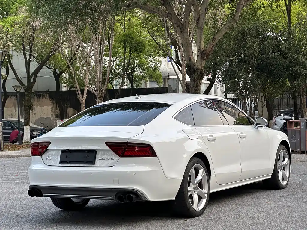 Audi A7 2014 — фото 7