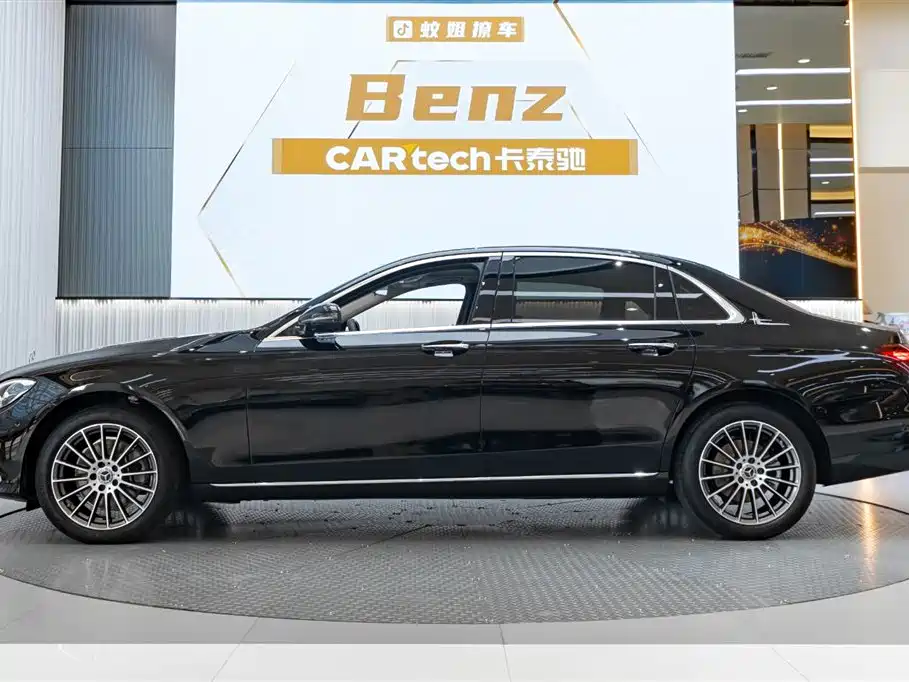 Mercedes-Benz E-Class 2024